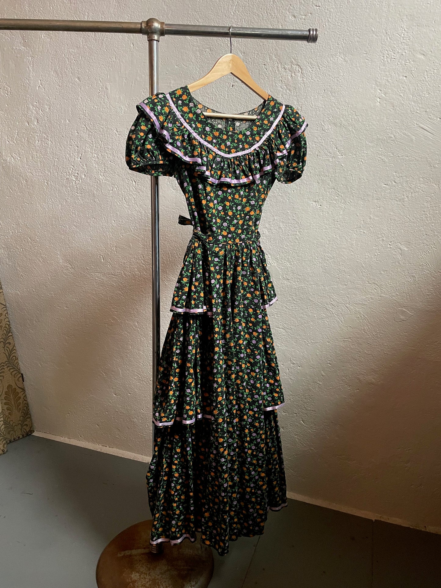 ca. 1950s ruffle dream dress